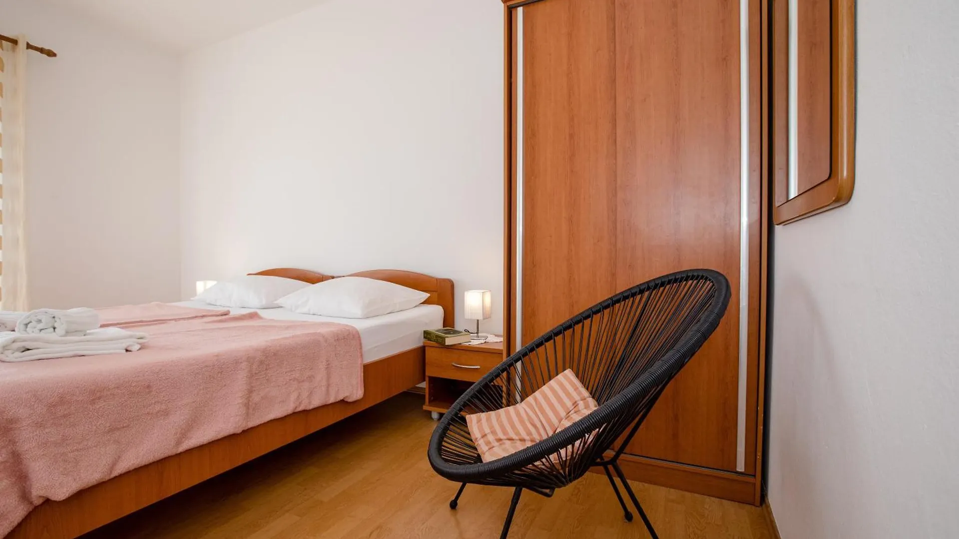 Apartments Vesna Banjol